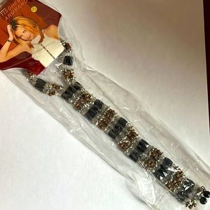 NWT MAGNETIC BRACELET OR NECKLACE